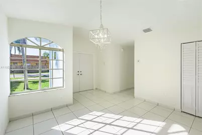 13797 SW 154th St, Miami, FL 33177 - Photo 5