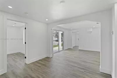 5658 SW 1st St, Miami, FL 33134 - Photo 27