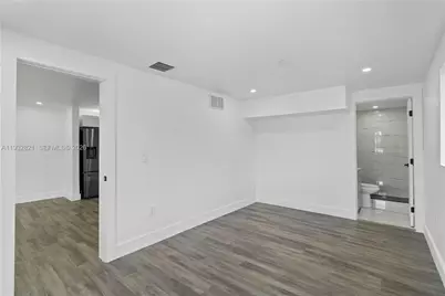 5658 SW 1st St, Miami, FL 33134 - Photo 31