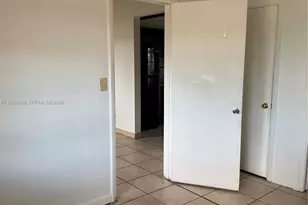 2620 SW 53rd Ave, West Park, FL 33023 - Photo 3