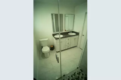 2524 SW 112th Ave, Miami, FL 33165 - Photo 17