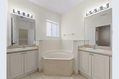 1947 SE 24th Ter, Homestead, FL 33035 - Photo 21