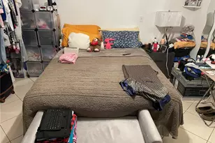 940 NE 199th St, Miami, FL 33179 - Photo 11