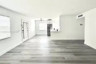 521 Normandy K, Delray Beach, FL 33484 - Photo 9