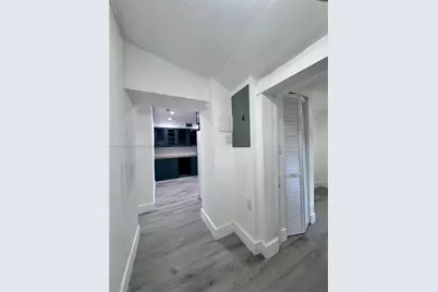 1040 Curtiss Dr, Opa-Locka, FL 33054 - Photo 9