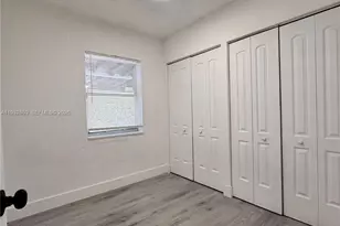 1040 Curtiss Dr, Opa-Locka, FL 33054 - Photo 13