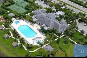 8330 NW 107th Pl, Doral, FL 33178 - Photo 11