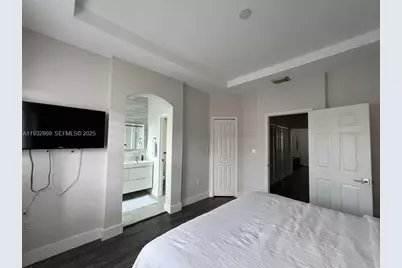 8330 NW 107th Pl #7-21, Doral, FL 33178 - Photo 3
