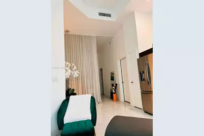 1900 N Bayshore Dr #710, Miami, FL 33132 - Photo 3