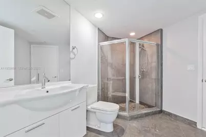 475 Brickell Ave #3407, Miami, FL 33131 - Photo 13