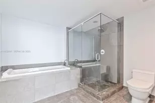 475 Brickell Ave, Miami, FL 33131 - Photo 9
