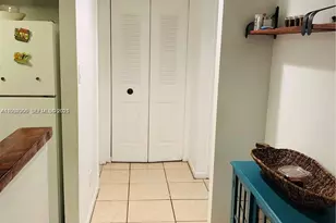 5855 Washington St, Hollywood, FL 33023 - Photo 9