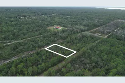 215 Ixora Dr, Other City - In The State Of Florida, FL 33855 - Photo 5