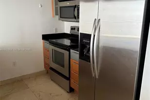 1750 N Bayshore Dr, Miami, FL 33132 - Photo 5