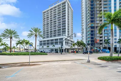 1720 Harrison St #10G, Hollywood, FL 33020 - Photo 1