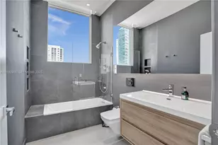 725 NE 22nd St, Miami, FL 33137 - Photo 33