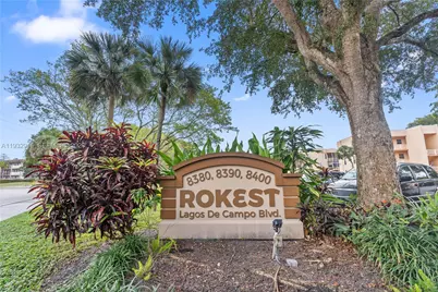 8400 Lagos De Campo Blvd #312, Tamarac, FL 33321 - Photo 17