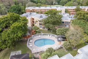 8400 Lagos De Campo Blvd, Tamarac, FL 33321 - Photo 27