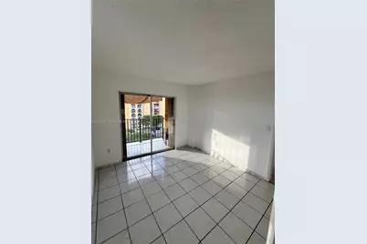 4717 NW 7th St #601-10, Miami, FL 33126 - Photo 5