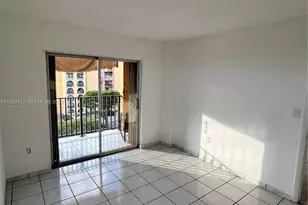 4717 NW 7th St, Miami, FL 33126 - Photo 5