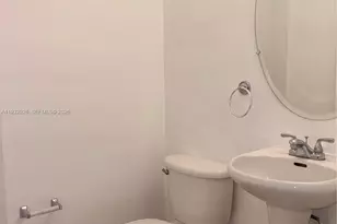 752 NW 208th Terrace, Pembroke Pines, FL 33029 - Photo 13