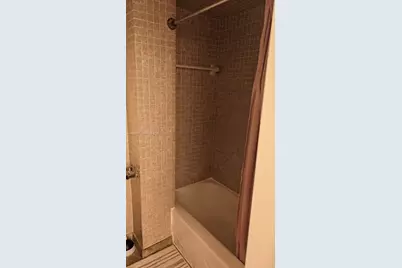 2822 Pine Tree Dr #1B, Miami Beach, FL 33140 - Photo 5