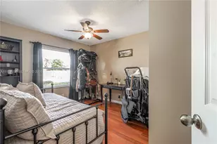 881 SW 126th Way, Davie, FL 33325 - Photo 27