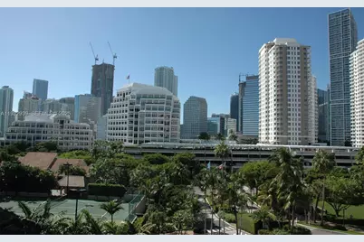 540 Brickell Key Dr #826, Miami, FL 33131 - Photo 27