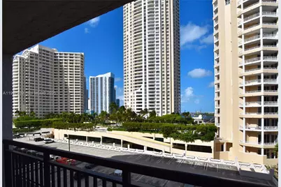 540 Brickell Key Dr #826, Miami, FL 33131 - Photo 15