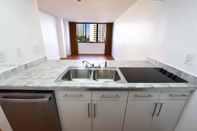 540 Brickell Key Dr #826, Miami, FL 33131 - Photo 7