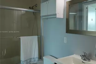 60 SW 13th St, Miami, FL 33130 - Photo 13