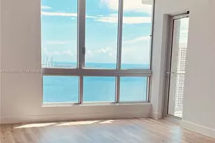 300 S Biscayne Blvd, Miami, FL 33131 - Photo 5