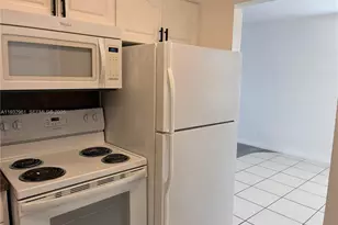 6501 Winfield Blvd, Margate, FL 33063 - Photo 3