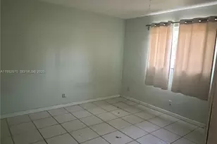 1611 NE 50th Ct, Fort Lauderdale, FL 33334 - Photo 9