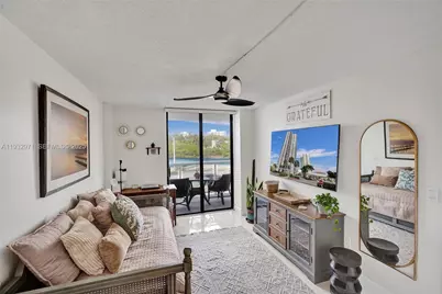 20515 E Country Club Dr #249, Aventura, FL 33180 - Photo 15