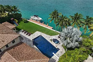 10330 W Broadview Dr, Bay Harbor Islands, FL 33154 - Photo 13