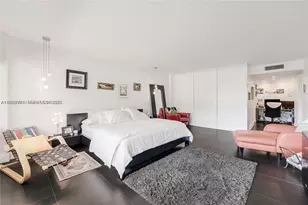 1700 NE 105th St, Miami Shores, FL 33138 - Photo 9