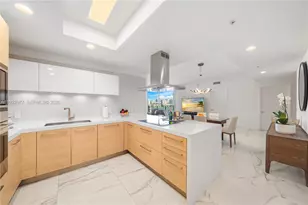 17111 Biscayne Blvd, North Miami Beach, FL 33160 - Photo 9