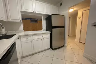 1455 N Treasure Dr, North Bay Village, FL 33141 - Photo 15