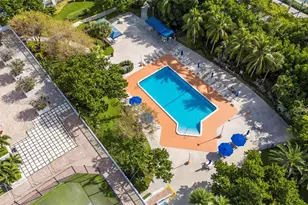 2801 NE 183rd St, Aventura, FL 33160 - Photo 19