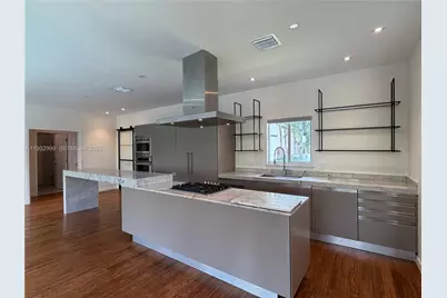 621 W Dilido Dr, Miami Beach, FL 33139 - Photo 3