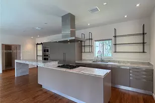 621 W Dilido Dr, Miami Beach, FL 33139 - Photo 3