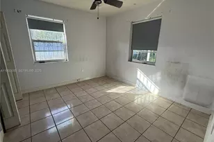830 SW 72nd Ave, Miami, FL 33144 - Photo 15