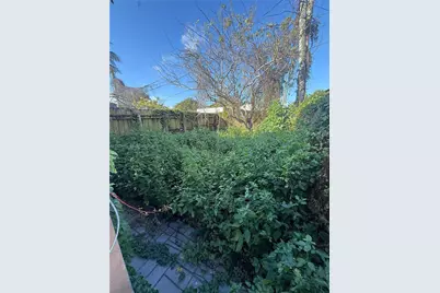 830 SW 72nd Ave, Miami, FL 33144 - Photo 23