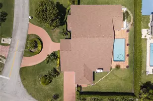 13945 SW 107th Ct, Miami, FL 33176 - Photo 17