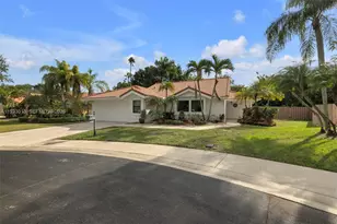1583 Eastlake Way, Weston, FL 33326 - Photo 5