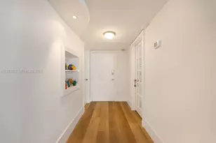 5401 Collins Ave, Miami Beach, FL 33140 - Photo 3