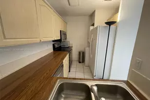 2632 Riverside Dr, Coral Springs, FL 33065 - Photo 15