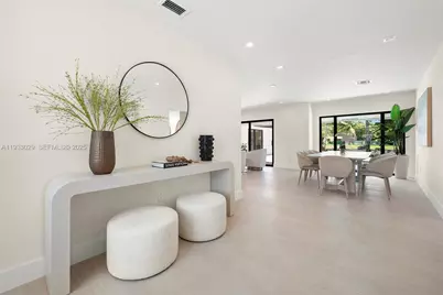 10945 SW 75th Ct, Pinecrest, FL 33156 - Photo 7