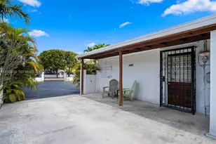 8490 Grand Canal Dr, Miami, FL 33144 - Photo 5